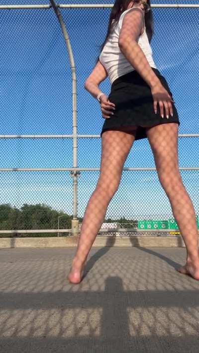 Flashing the whole town [GIF]