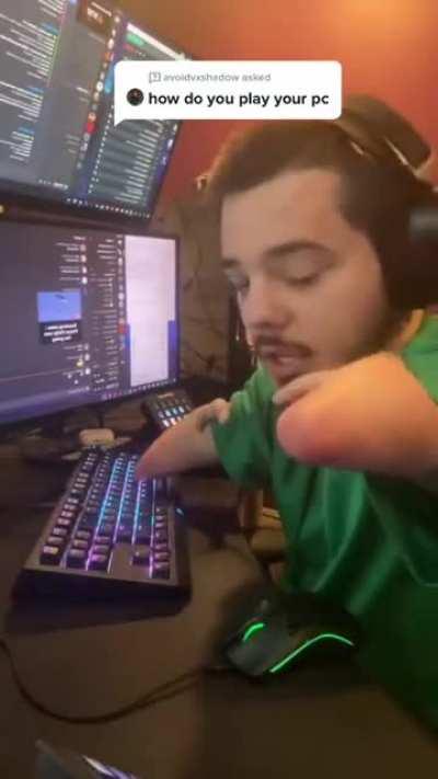 Dude can type faster then me !