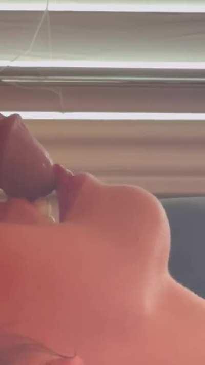 My mouth is where your cum goes 💞