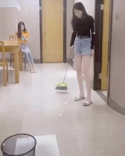 Satisfying trickshots.