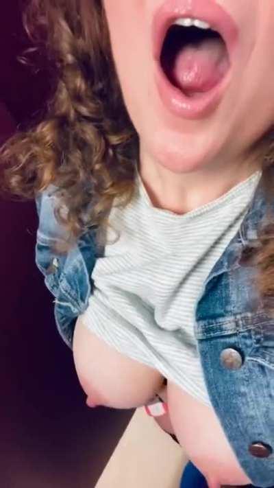 Travel sports mom in full effect. Had an ending many of you all have asked for... (F, 43)