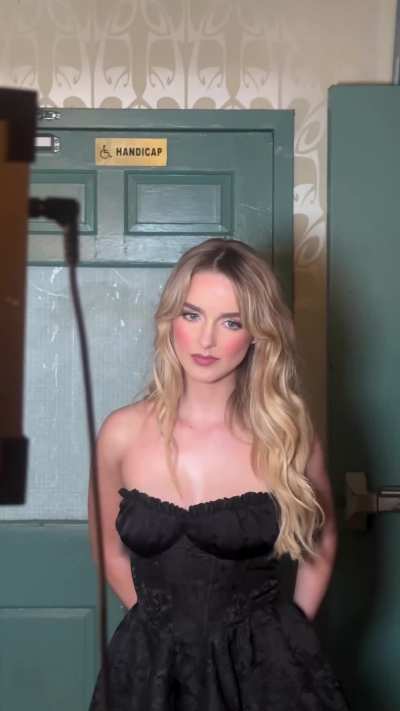 Behind the Scenes 📸🖤