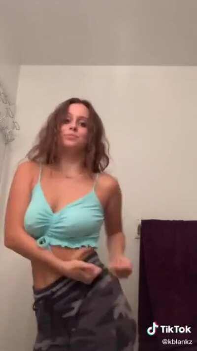 Freestyling Her WAP Vibe