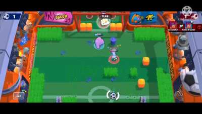 A trickshot fail + a team wipe