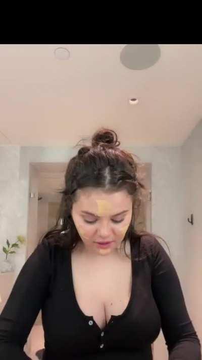 Showing Off On Tiktok