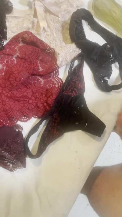 It's black thong day