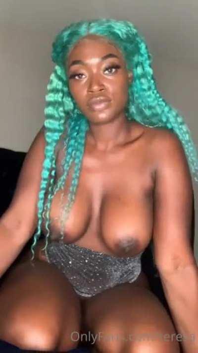 TL🍑 If u want all her content literally everything exclusive just measage me 💵‼️ 💲