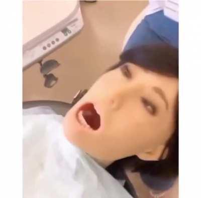 This malfunctioning dental school robot
