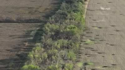 Ukrainian SOF ostensibly using an RPG-7 or PSRL-1 to lob modified 82mm mortar rounds at (suspected) Russian positions. 5th Detachment, Special Purpose Center 