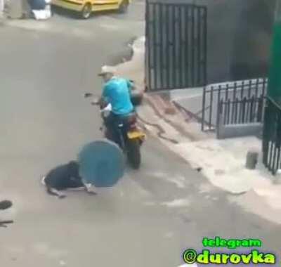WCGW trying to steal a manhole cover