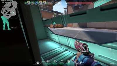 How To Get Inside the Pyramids on A site on Breeze! - Game Breaking Glitch