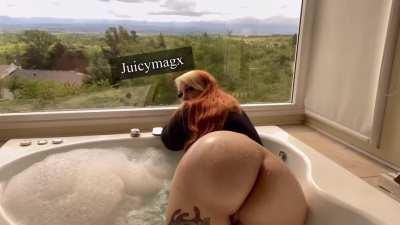 Do you think I'm hot?