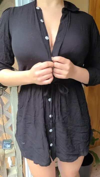 Anyone horny for a college freshman? (18f)