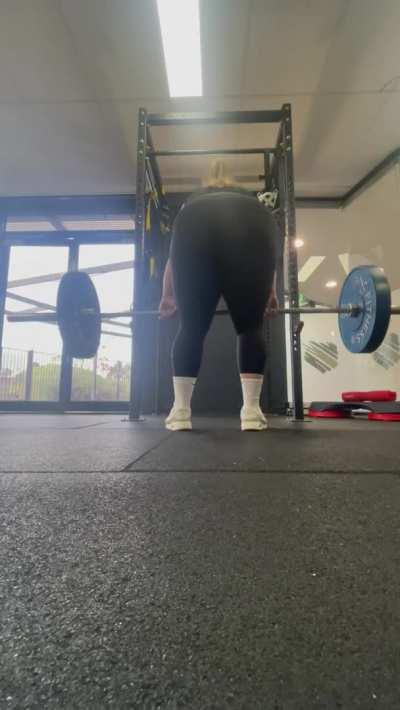 Working out that ass [f]