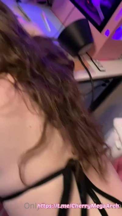 H4nnahuwuw New Content in C0mment