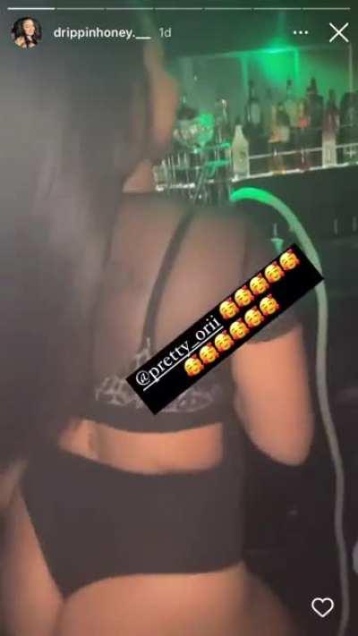 Pretty_orii and a friend