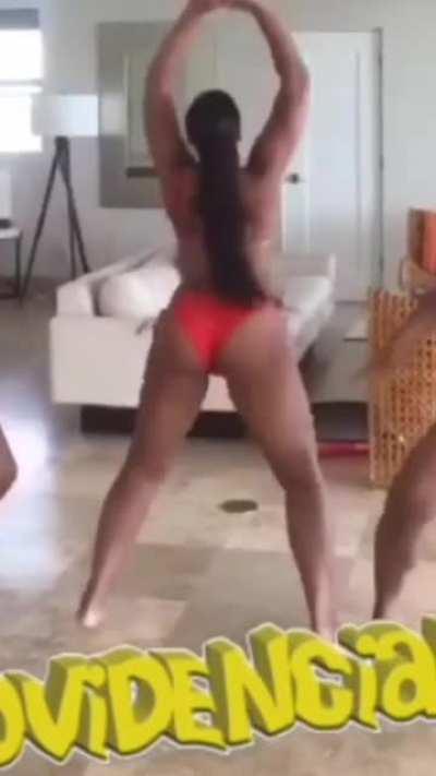 Jiggly & Juicy! 😍😍🤤🤤🍆🥴🥴💦💦💦