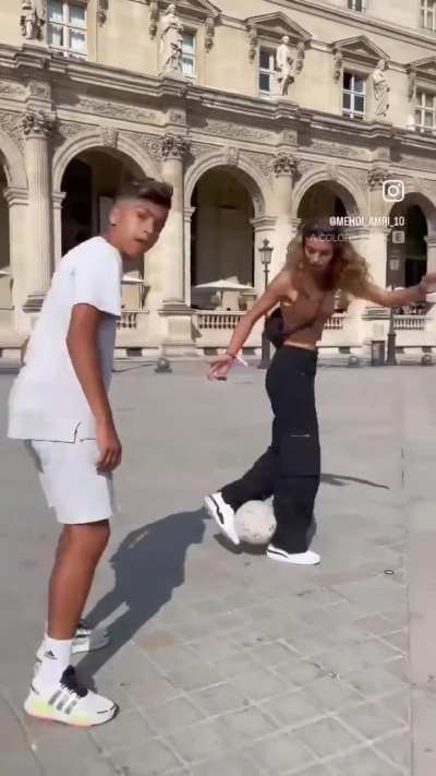 this girlll really got the talenttt to showoff🤯