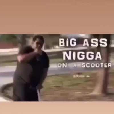 my man do be scootin'