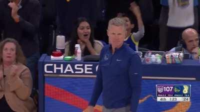 [Highlight] Step Curry buries a clutch three for his 43rd point to take the lead