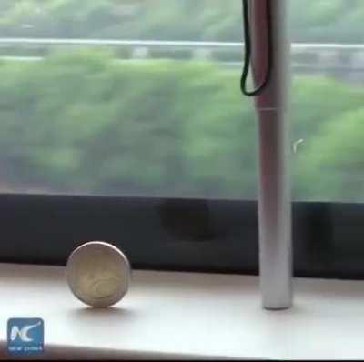 Поезд Пекин-Шанхай на скорости 350 кмч