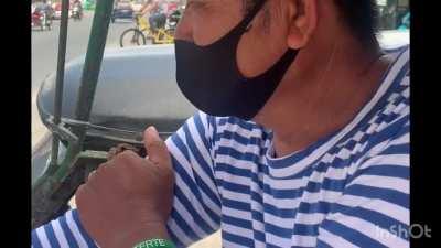 WATCH: Ayon sa isang residente, 300 pesos umano ang binigay sa mga dumalo sa rally. May nagrereklamo pa umano dahil inaasahan nilang 500 pesos ang kanilang matatanggap.