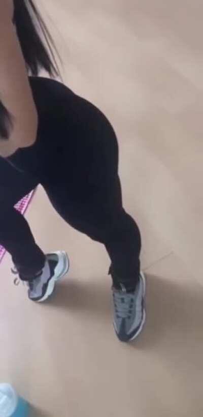 Enjoy your Monday. 36F