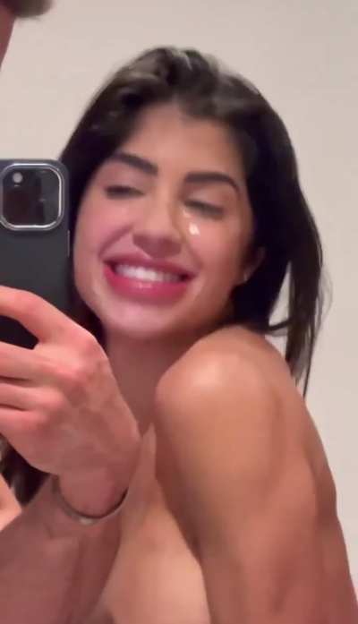 arkadaş grubumda en kısa ben olduğum için hep ben kadınlaştırılıyorumm