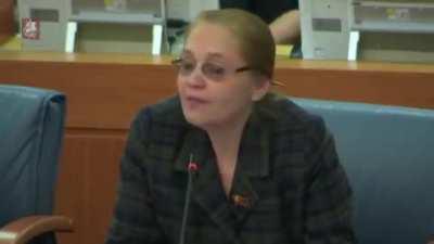 Голосовалка. Для того чтобы считать у нас есть специальная система... Существующая система полностью обеспечивает работоспособность Думы... Эта система давно все сама считает, и возраст пенсионный посчитала, рост цен и рост тарифов ЖКХ.