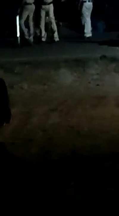 New video emerges showing gruesome killing of Hindu saints in Palghar as crowd cheered and Police Officers repeatedly pushed saints into the hands of bloodthirsty crowd. Some Policemen can be seen busy making video of the killings on their phones.