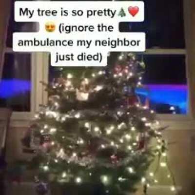 That's a beautiful tree! Merry Christmas! 😍