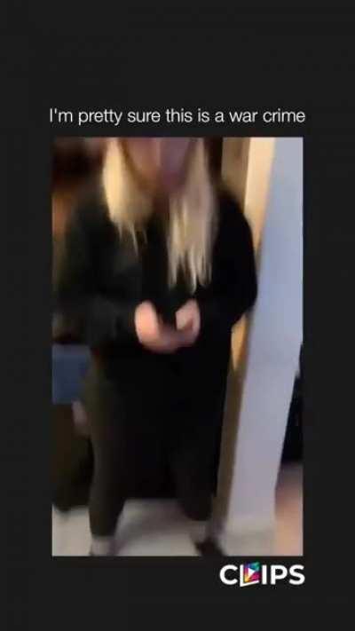 Hit him the Combo 🤣🤢