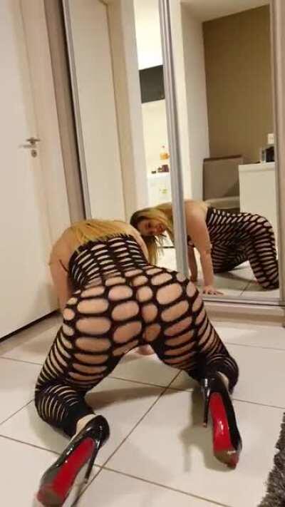 Linda de preto Cátia Carvalho ❤