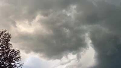Timelapse facing north in Coventry. I'd say that's a pretty big supercell