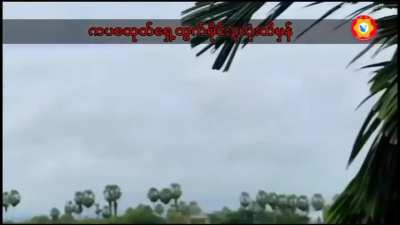 [Myanmar/Burma] Dawei District Joint Forces (rebels) ambush a junta Vigo part of a convoy with claymores in Tanintharyi Region (September 9; music from source)