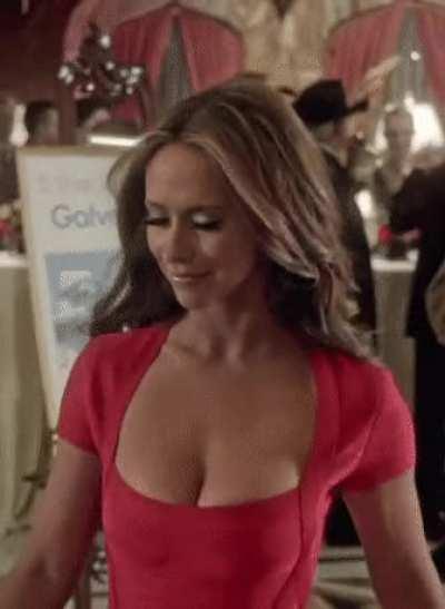 Jennifer Love Hewitt