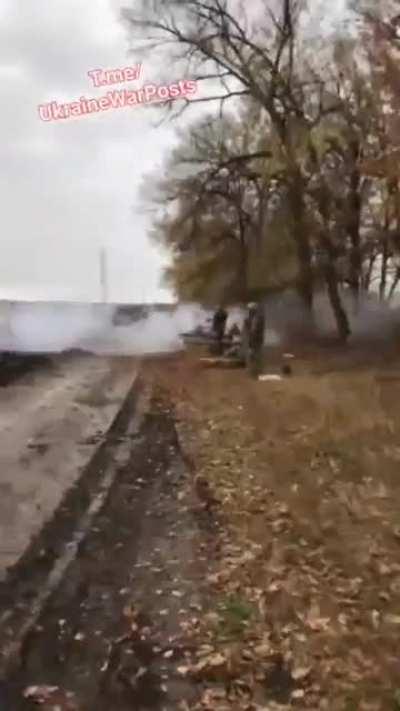 Ua pov 4 SPG-9 rifles target a close Russian position in Ukraine