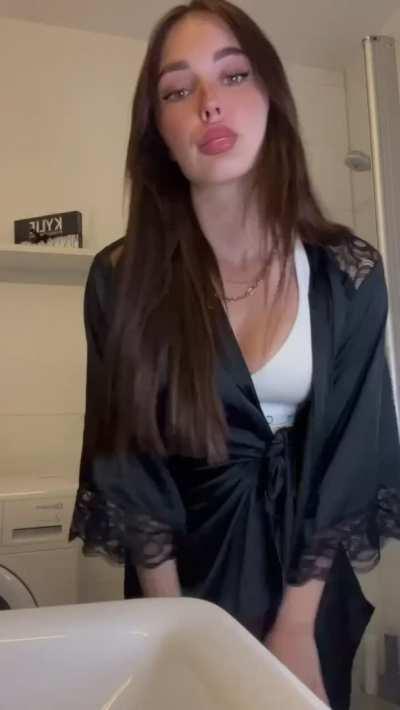 Does anyone actually see my posts on here? :( (OC)