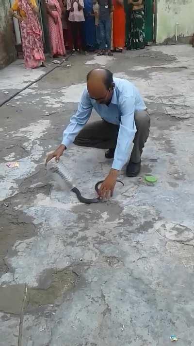 India is also not for Experts!