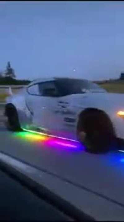 Guy has some sick lights he wanted to show off and its in r/cringetopia