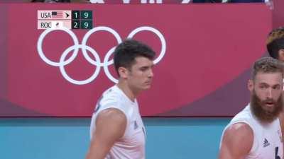 210725 TWICE Alcohol Free plays during the USA Russia Men's Volleyball game at the Tokyo 2020 Olympics