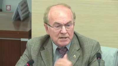 Путин красиво говорит но демография у нас ужасная. В стране эпидемия психогенного бесплодия. Люди живут как в зоопарке:тоска безысходная, страх. Смертность среди молодых выросла на 40-50%