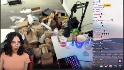 wait didn't Susu Wear that shirt in her last video ?