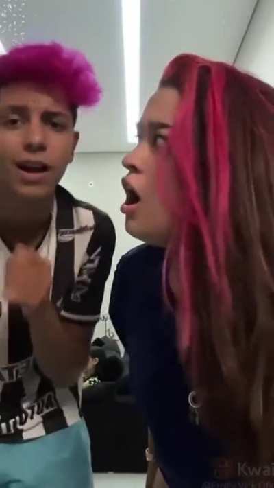 Rebolando pro namorado