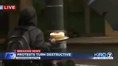 There’s always good, evil, and those who just want cheesecake.