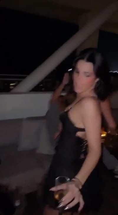 I knew she gets wild 😍