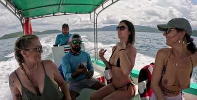 I wanna be a tour guide in Costa Rico too