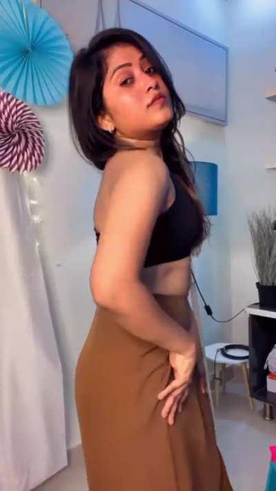 Ravali Deep Neck and Hot Navel ♥️♥️