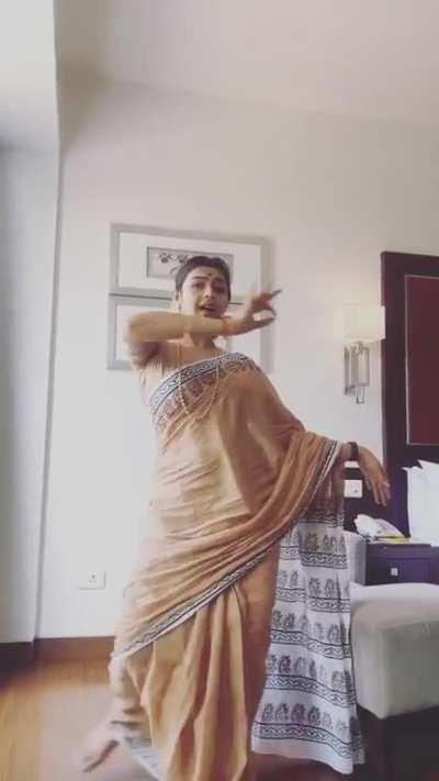 Mokksha 🍑🍩🤤💦