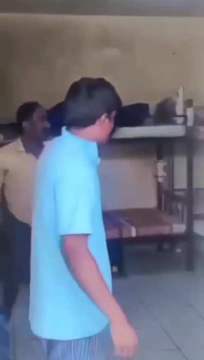 title g*nd maar raha hai..